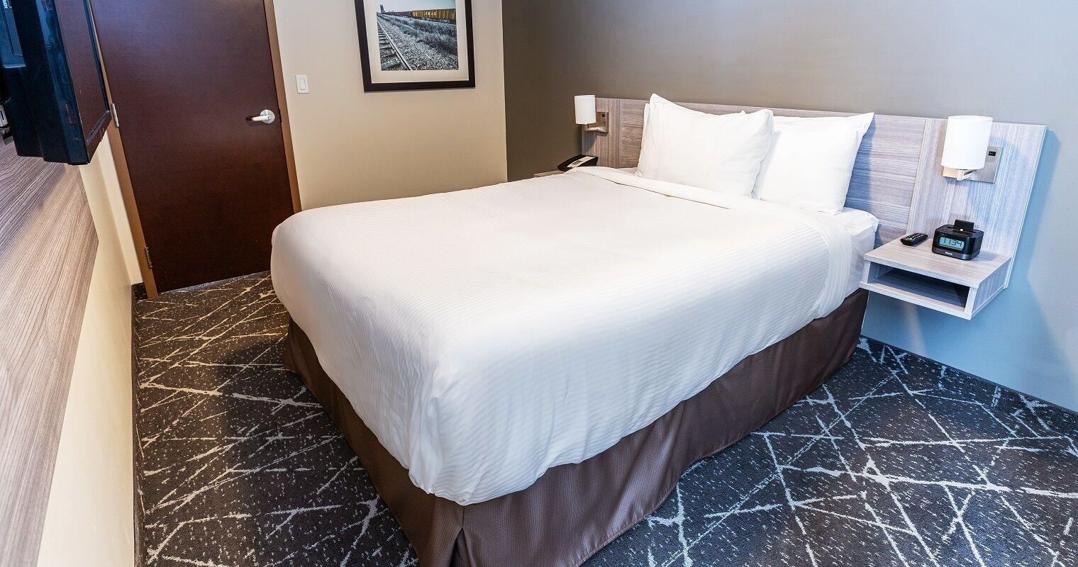 Microtel Inn & Suites By Wyndham Lloydminster Eksteriør bilde